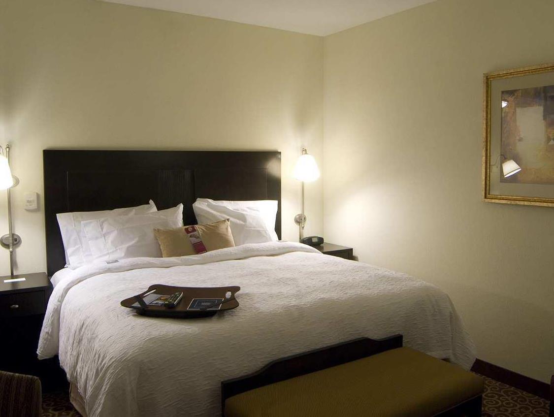 Hotel Hampton Kingston
